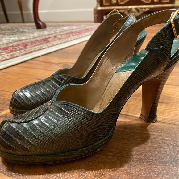 Shoes - Vintage 1940s Peep-toe Slingback Platform Heels